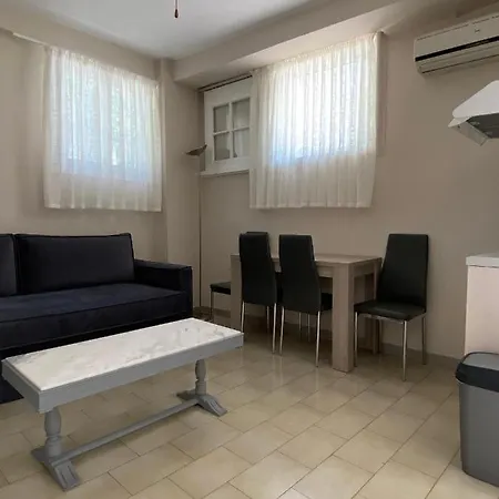 In Pedestrian Zone Apartman Áyios Nikítas