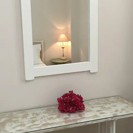 In Pedestrian Zone Áyios Nikítas